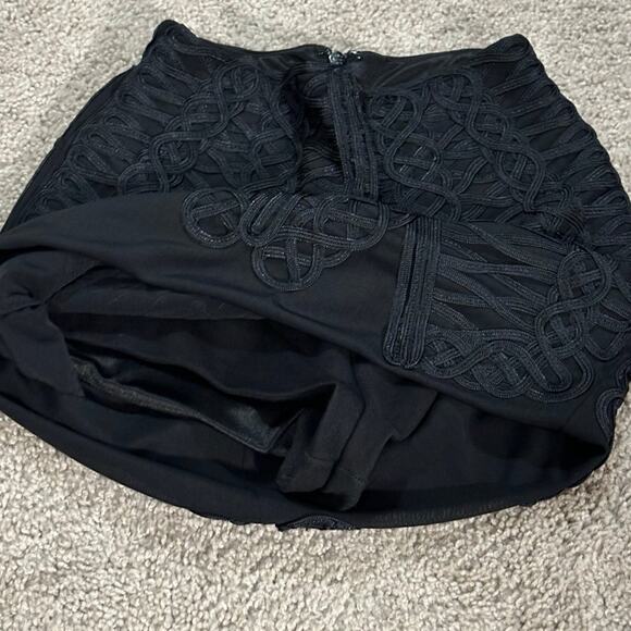 Bebe Lace Skirt Set - Picture 11 of 11